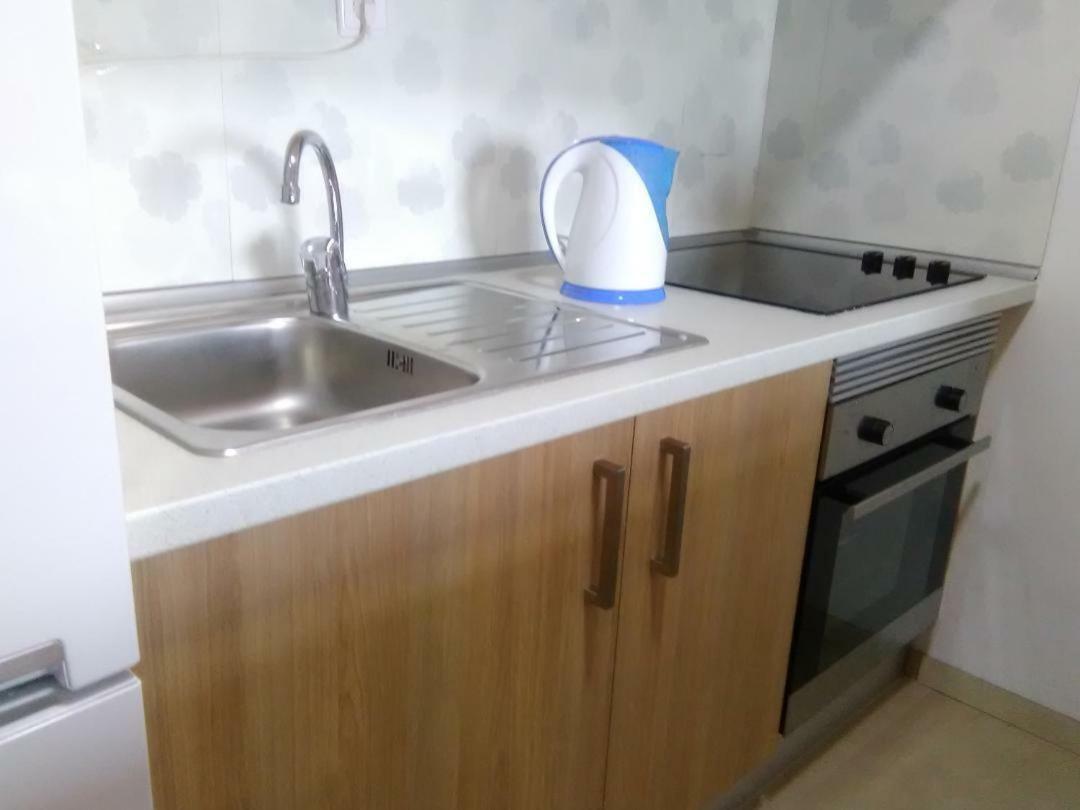 Light And Bright Apartment In Central Valenza Esterno foto